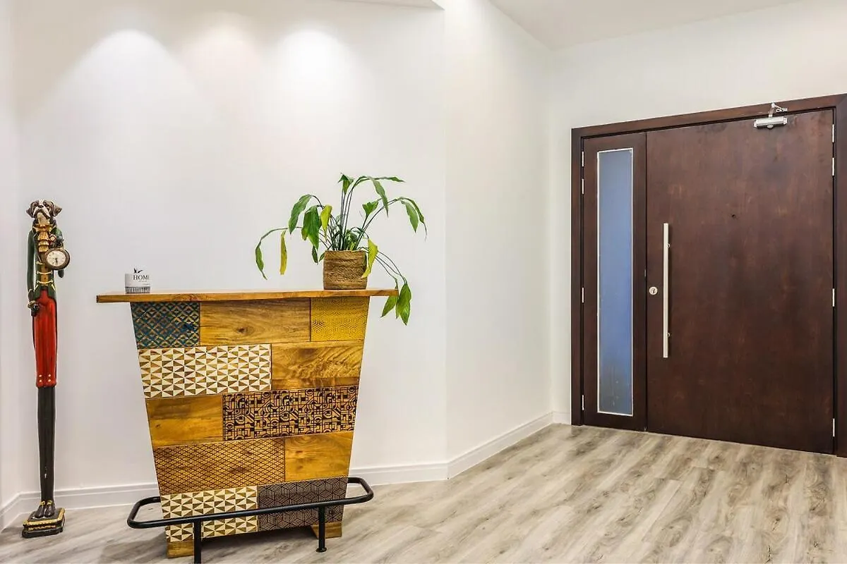 Apartment First Class Villa Quiet Class In The Meadows Dubai